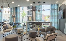 Holiday Inn - The Niu, Seven Dusseldorf Ost By Ihg